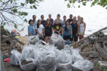 PEPS/NREM Class Collects Seaweed